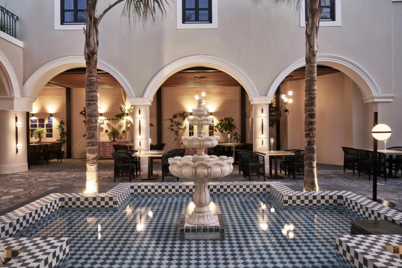 Katikies Garden Santorini - The Leading Hotels Of The World Фира Екстериор снимка